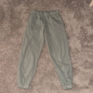Brandy Melville Rosa Sweatpants
